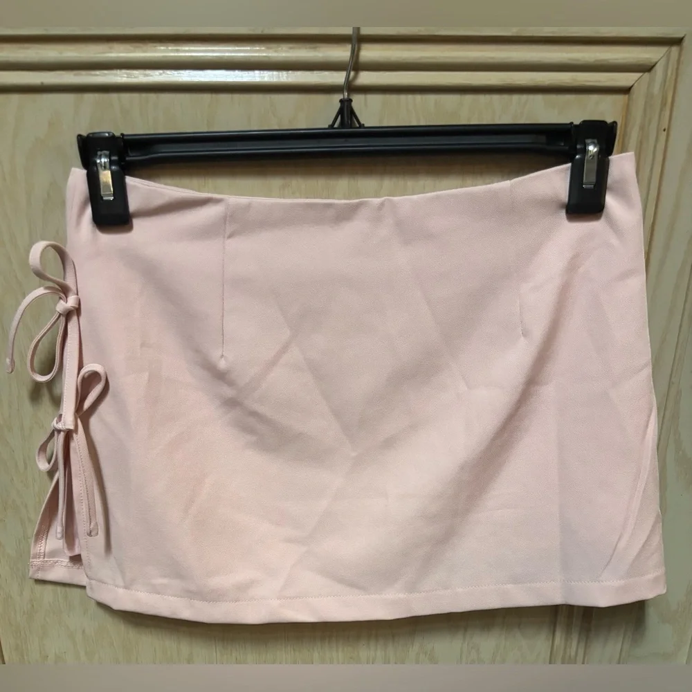 SHEIN Mini Skirt Skort Womens‎ Size 6 Medium Pink Bows